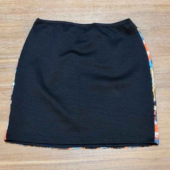 Vibrant Sequin Mini Skirt with Geometric Patterns - Picture 2 of 2